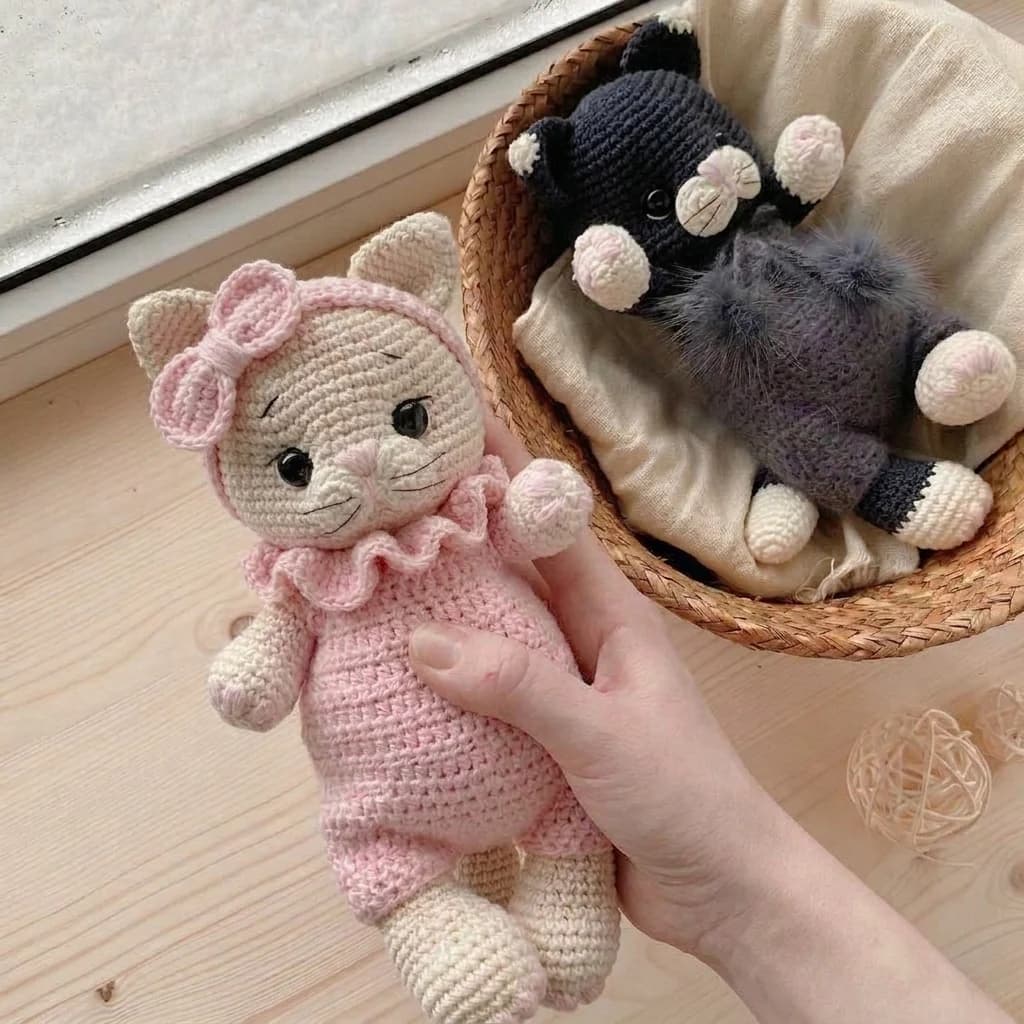 Milo & Luna the Kittens — amigurumi pattern