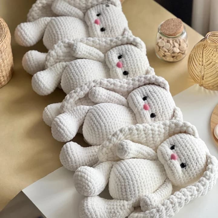 Bella the Bunny — plush bunny crochet pattern