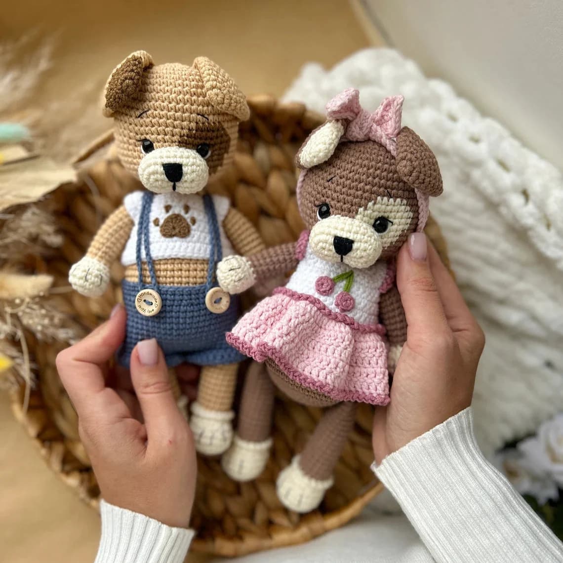 Daisy & Max the Puppies — amigurumi puppy pattern